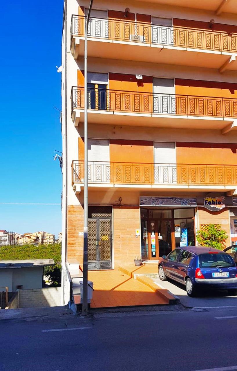 Casa Gentile Caruso Bed & Breakfast Torrenova  Dış mekan fotoğraf